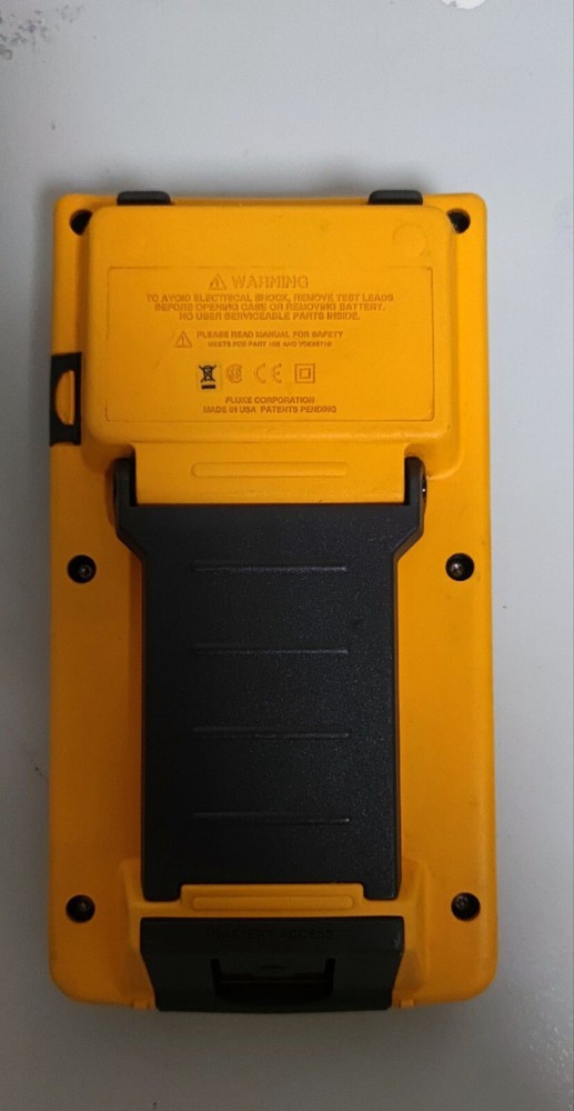 Fluke 744 Documenting Multifunction Process Calibrator