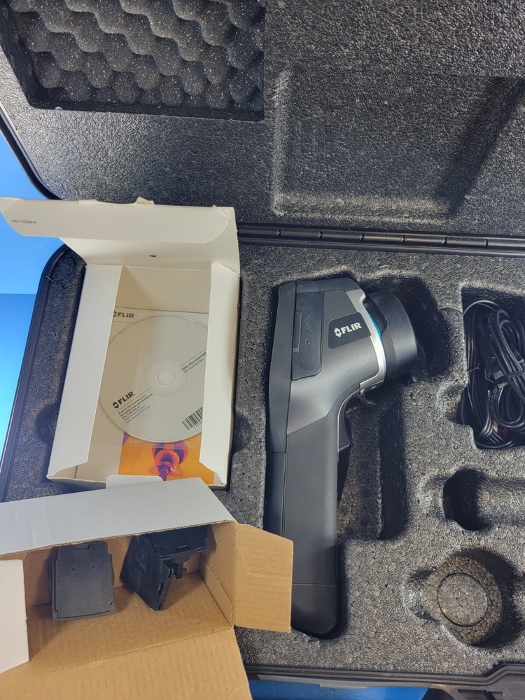 Flir E30 IR Infrared Thermal Imager Imaging Camera 60Hz Pristine!