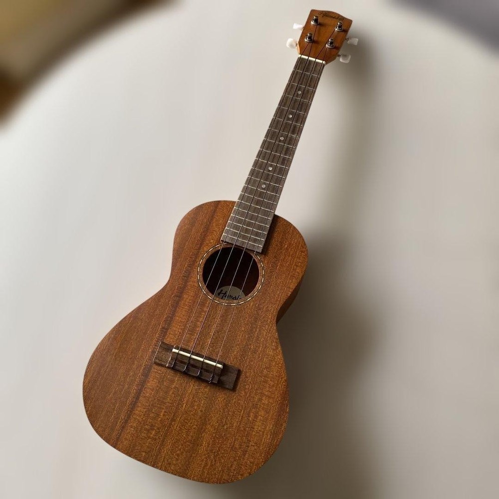 HanaLele Mahogany Ukulele 4 strings