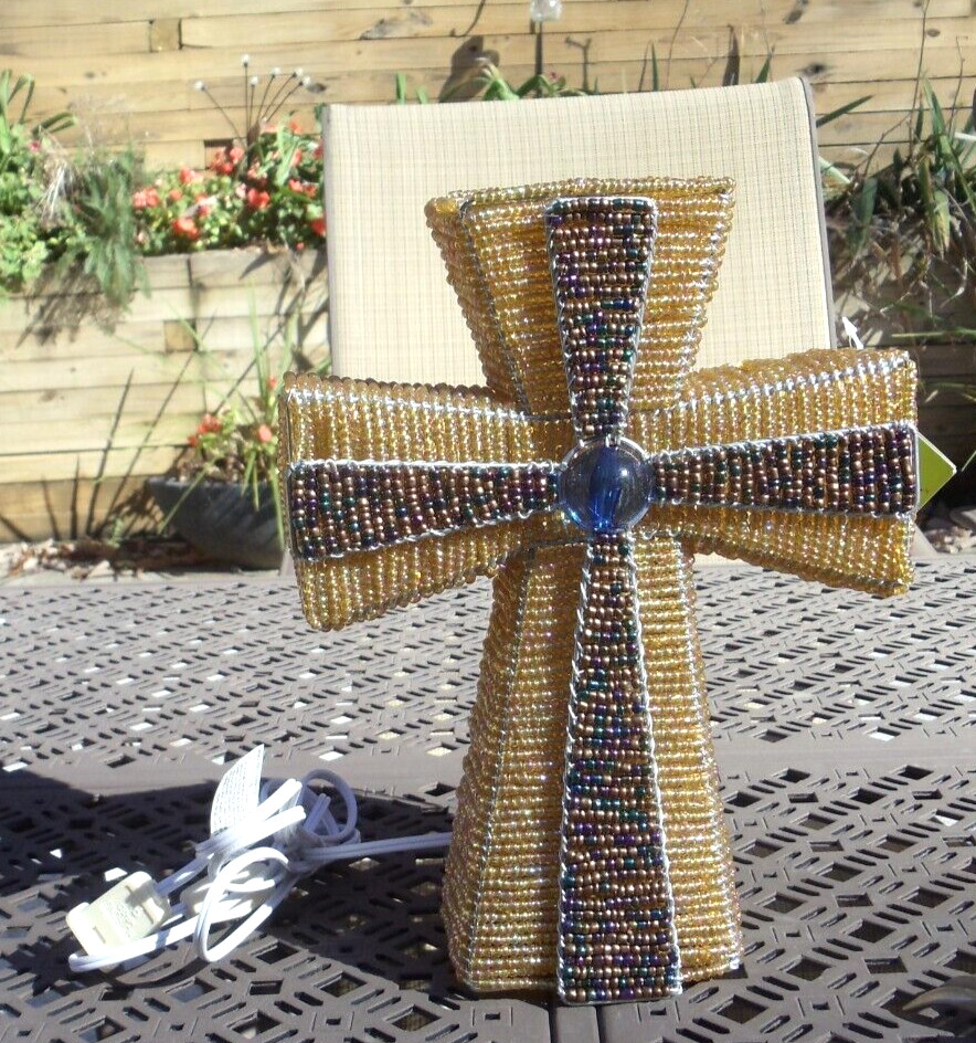 Beaded land: Cross Nightlight