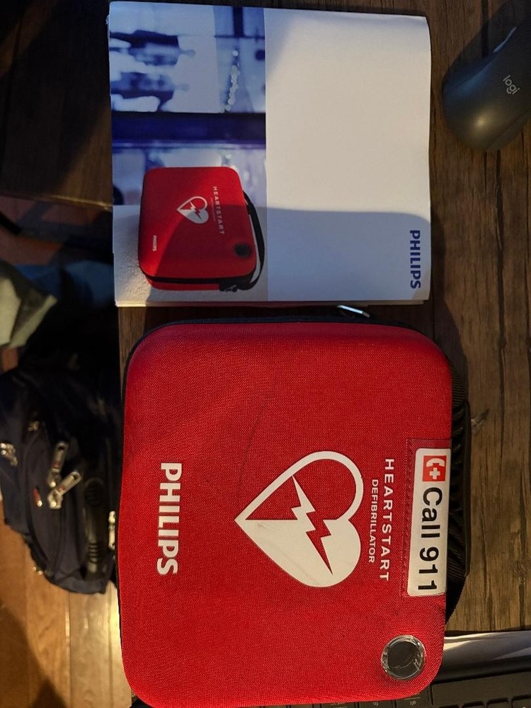 Phillips AED Diffibrilator'