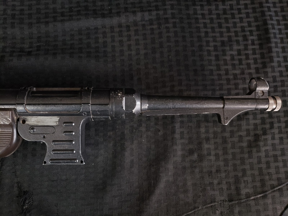 448407 - Broken Mp-40 C02 BB Gun