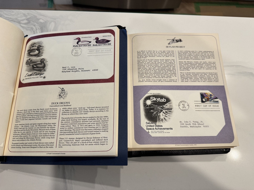 100 FDC 1970'S 1980'S US POSTAGE STAMPS 2 ALBUMS ADDRESSED PRISTINE VARIETY