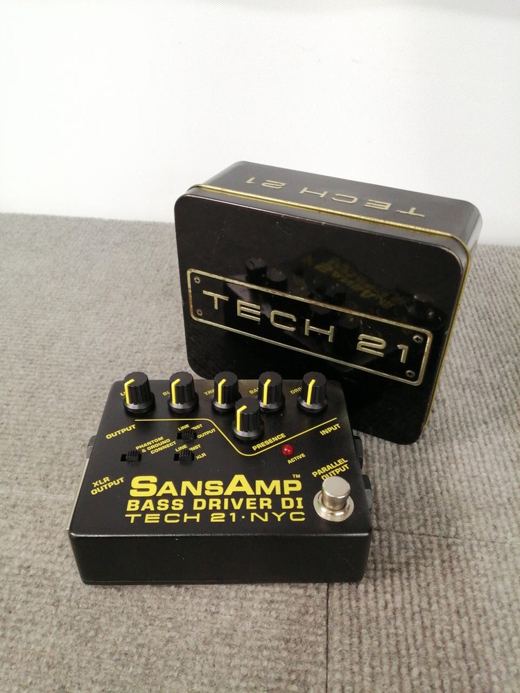 TECH21 SANS BASSDRIVER DI effector