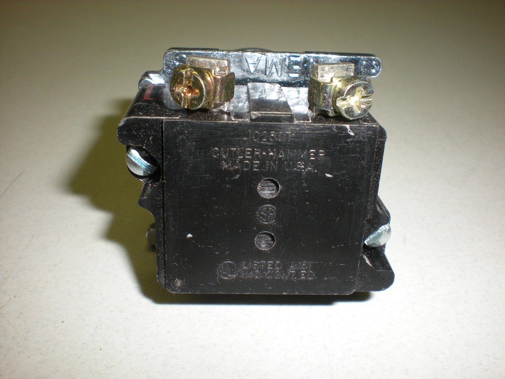 Cutler-Hammer Panel Light - 110VAC - White Lens - Tests OK