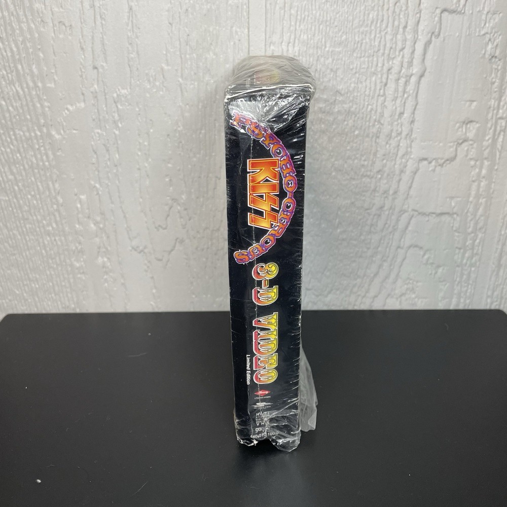 KISS Psycho Circus Tour Vintage Pewter Keychain + 3D Video VHS Tape Merch 1998