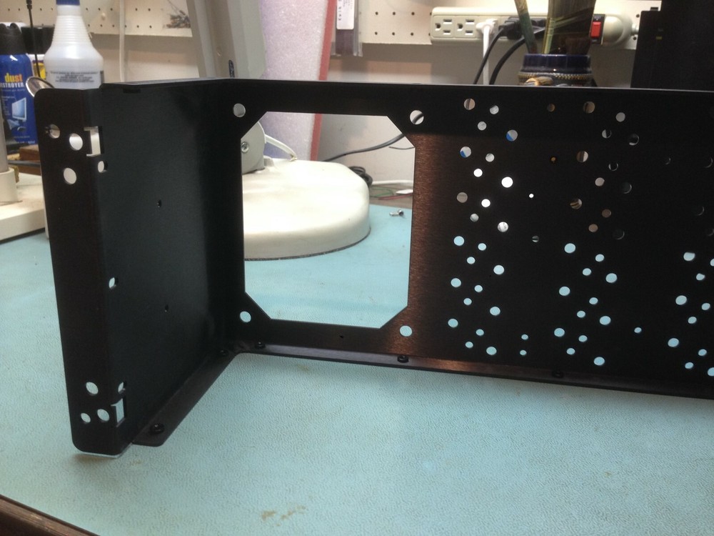 Phase Linear 700B/Series 2 Amplifier Chassis - White Oak Audio Design