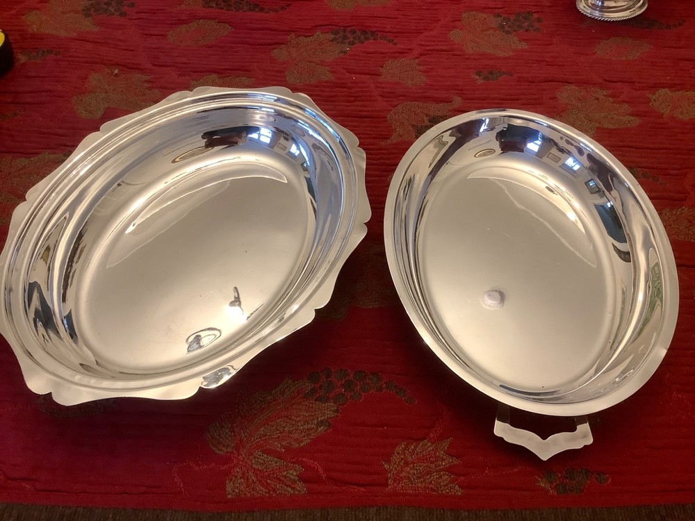 Vintage Yeoman Silver Plate Entree Serving Dish