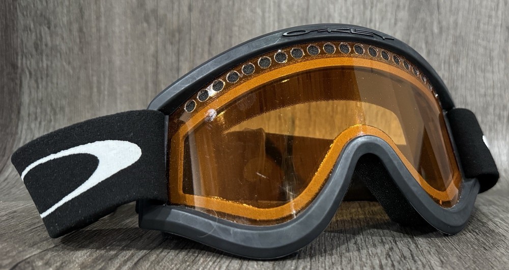 Oakley E Frame Ski & Snowboard Goggles Orange Persimmon Lens Black Frame