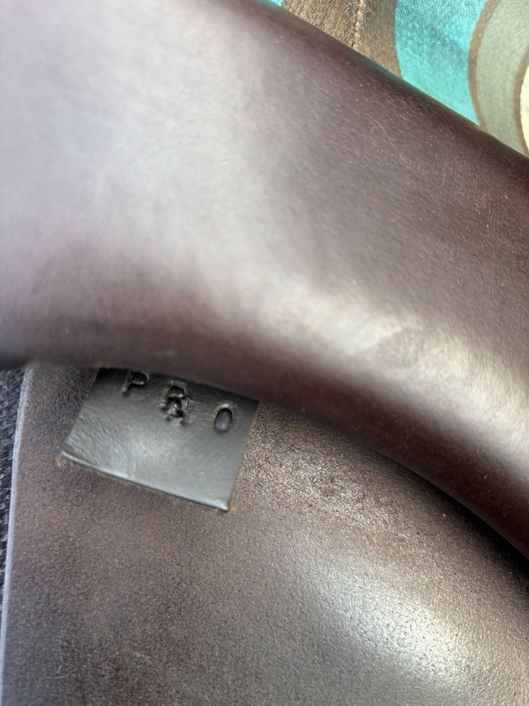 Voltaire Palm Beach Saddle 17.5 2A Pro Panel