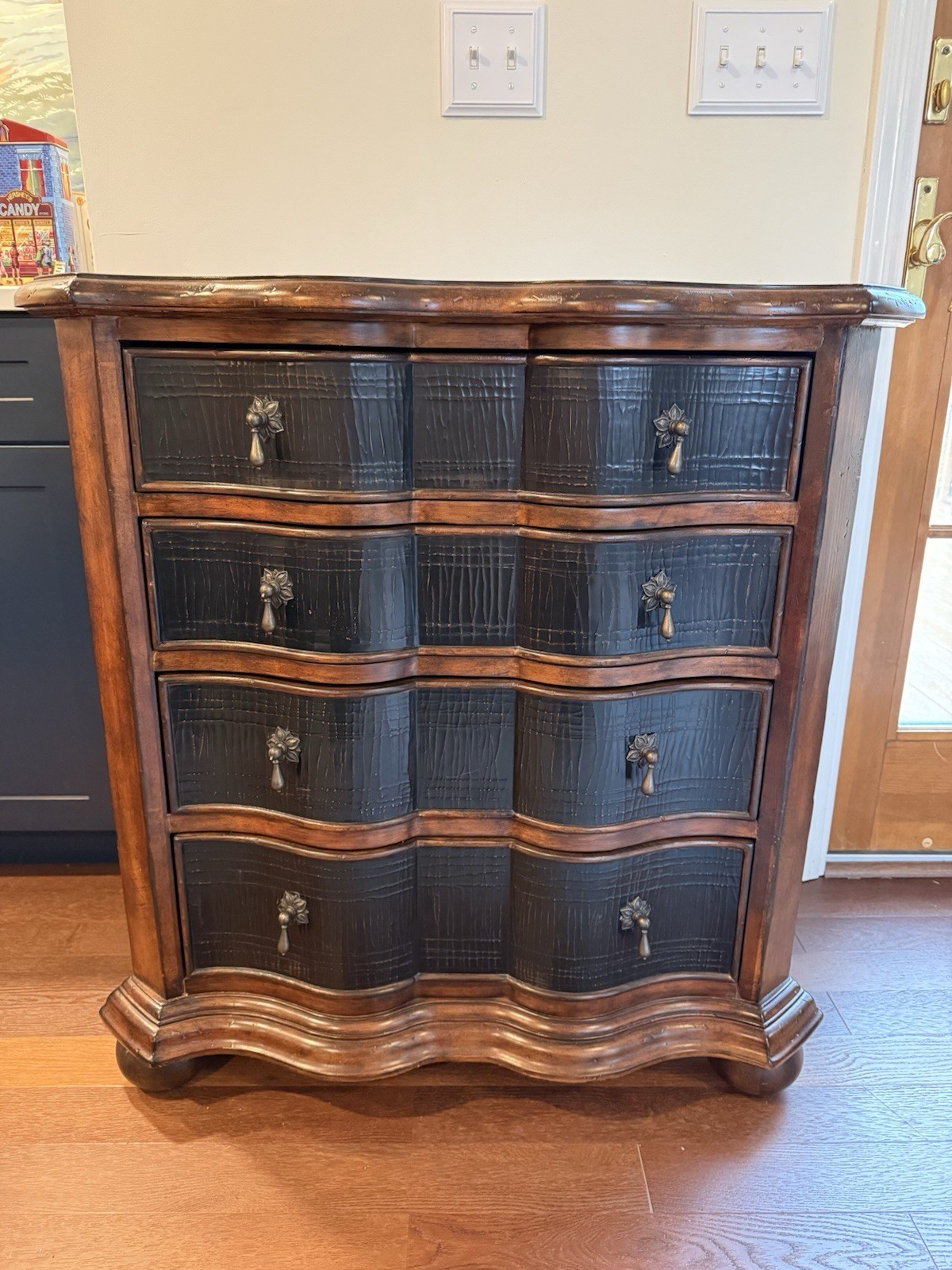 Ethan Allen Lucca Serpentine 4 Drawer Chest