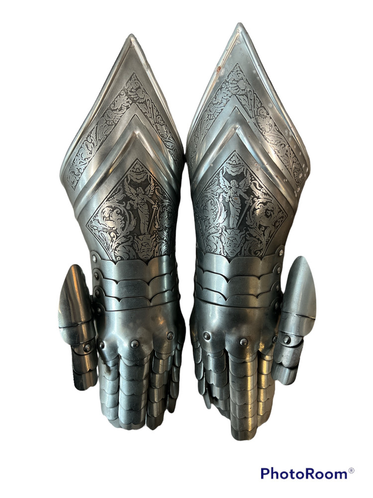 Medieval Gauntlets Engraved