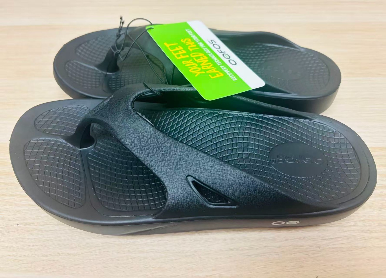 Men/Women Arch Support Slide Sandals Lightweight Non-Slip Shower/Pool Flip Flops