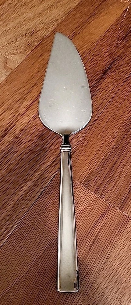 Reed & Barton Cake Server Stainless Steel