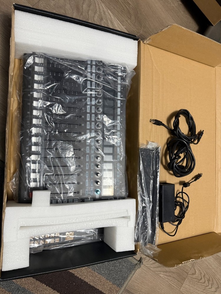 FIT Controller for eMotion LV1