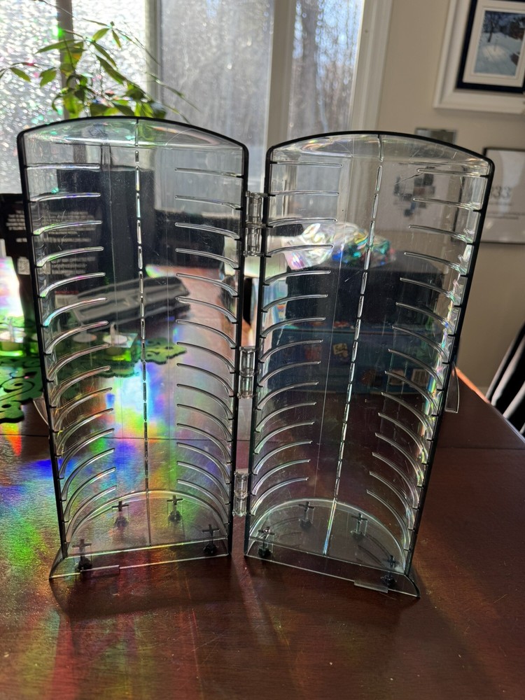 30 CD Rom Plastic Storage Tower Rack Holder Organizer Opens & Closes