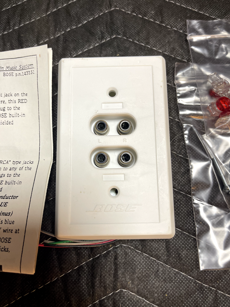 Bose RCA Single gang Dual Left Right Audio input plate Auxiliary Panel