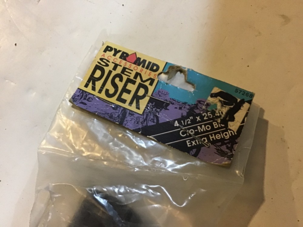 STEM RISERS BICYCLE 1 1/8" 2X. DELTA. PYRAMID