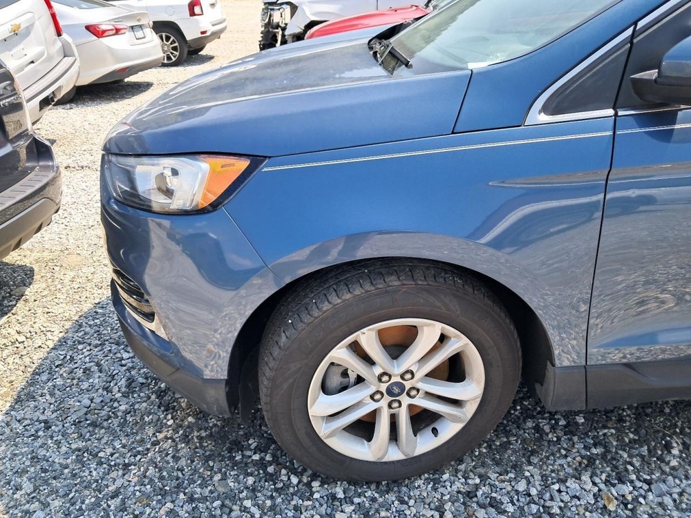 EDGE 2019 Glove Box 4779749