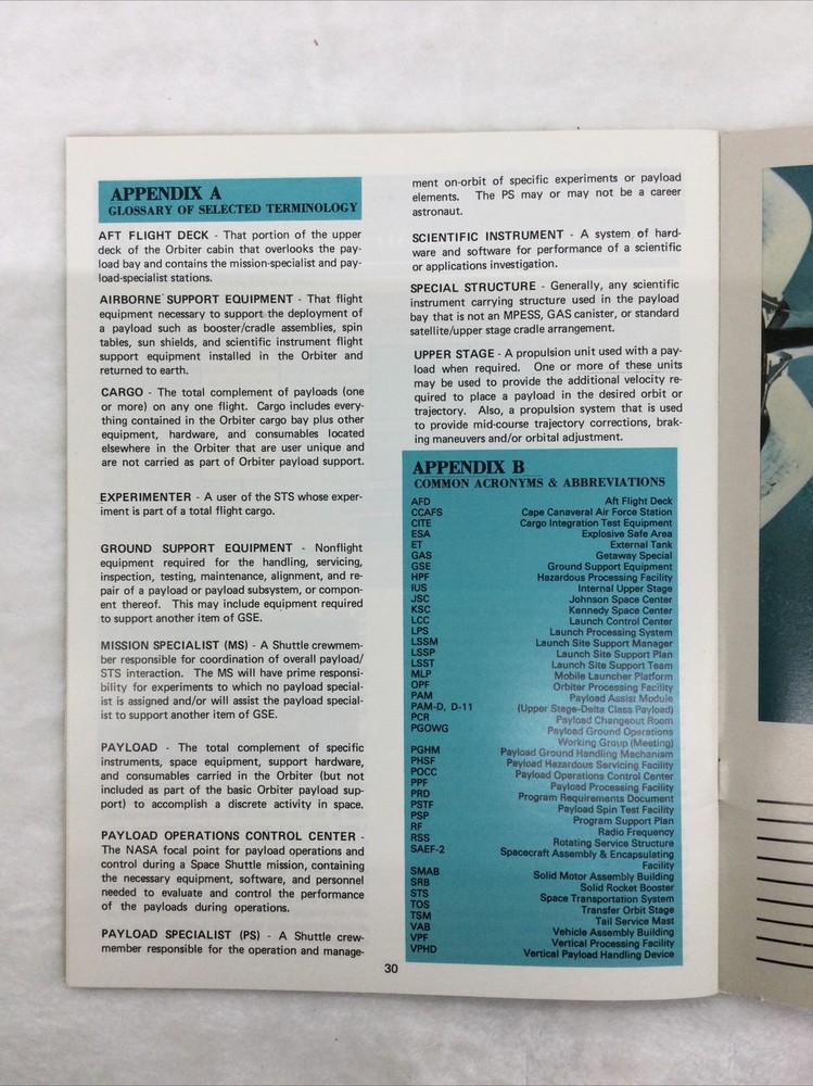 NASA The User’s Guide To Vertical Payload Processing 1987 Booklet