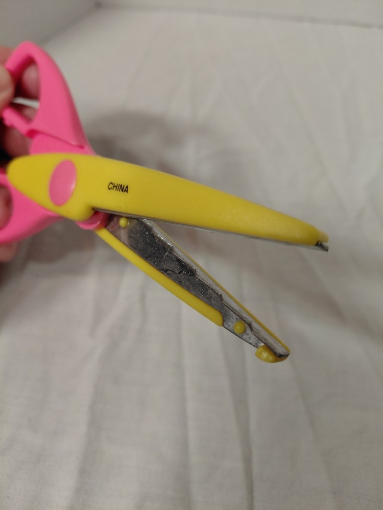 Zigzag Paper Edge Scissors, Paper Scissors