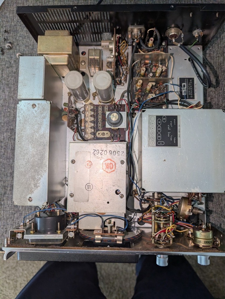 Kenood Communications receiver Model R-599 w/2 meter module