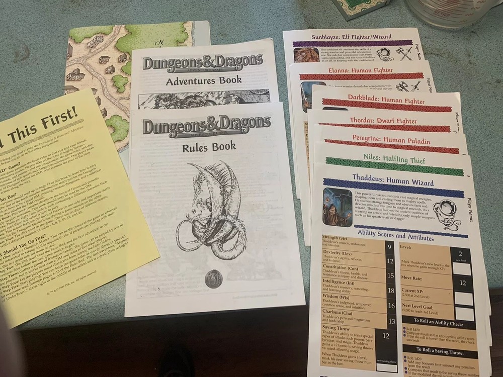 Dungeons &Dragons RARE Adventures & RULES Book 1999 Character SHEETS & Map