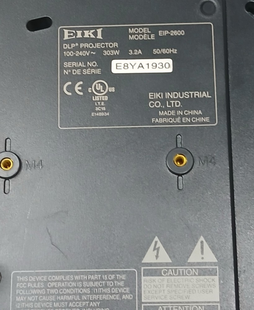 EIKI EIP-2600 DLP Projector