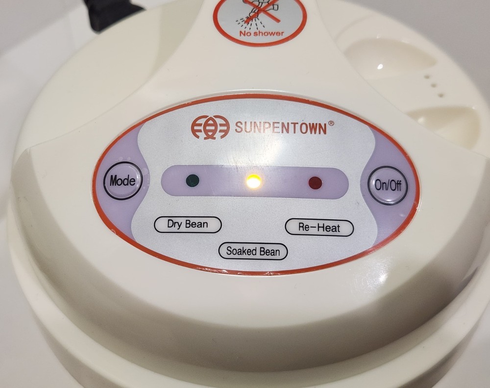 Sunpentown Model SS-212 Fully Automatic 1 1/2 Liter Soymilk Maker Excellent Cond