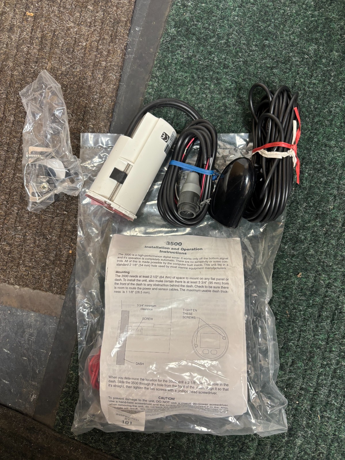 Lowrance 3500 Depth Gauge and Tranducer Kit: Brand New Old Stock