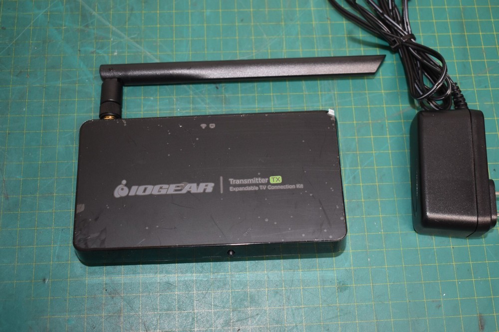 Expandable Wireless TV Connection Receiver