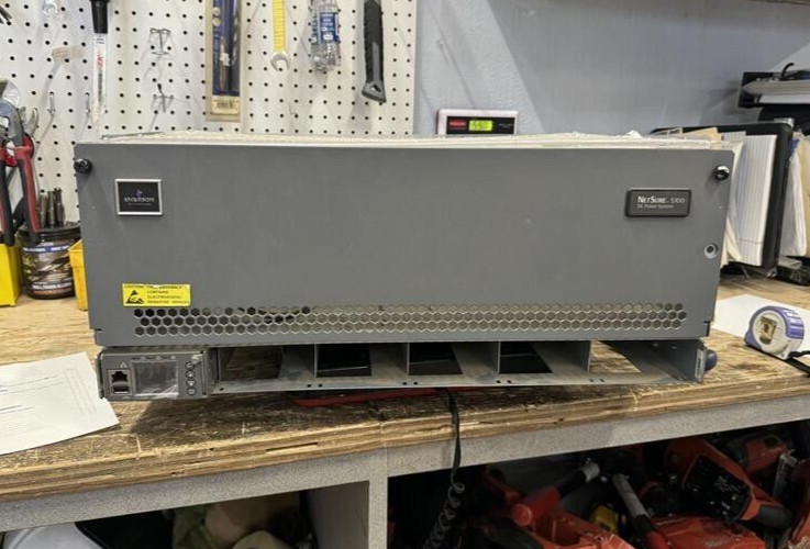NetSure 5100 DC Power System (582137100, FT2701)