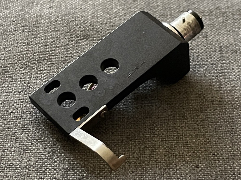 Dynavector DV-2C Headshell shell / 16.0 g For Turntable Tonearm