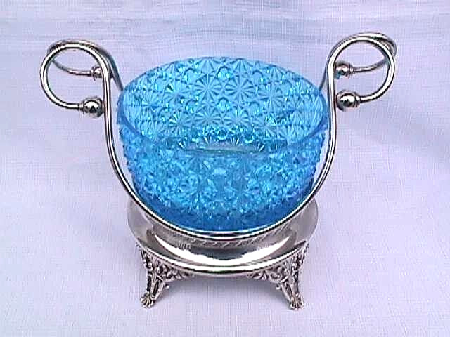 Antique Barbour Brothers Silverplate Castor Blue Button Daisy Pickle Insert Bowl