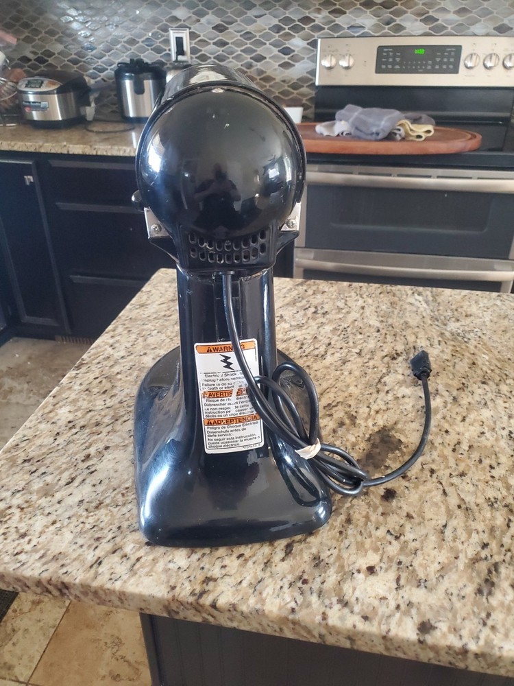 Kitchenaid 325 watt Mixer