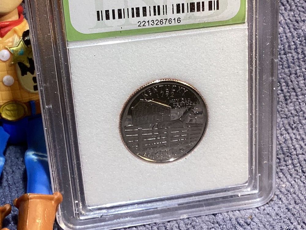2001 S KENTUCKY DCAM GEM PROOF in GENERIC SLAB