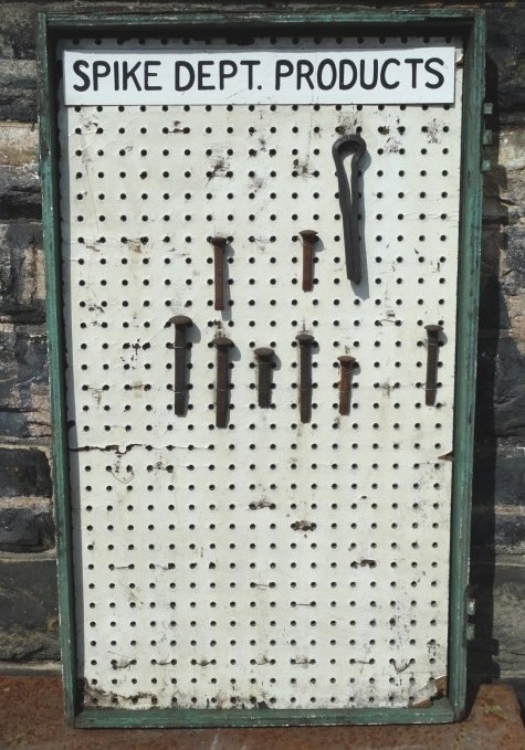 Early BETHLEHEM STEEL - Keystone Spike - SHOP DISPLAY - RAILROAD - SKIPJACKS