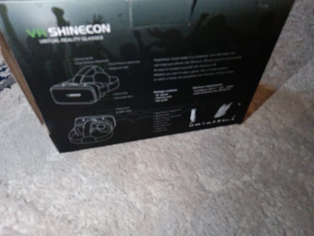 virtual reality glasses