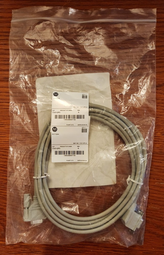 Allen-Bradley 1747-CP3 SLC 500 Programmer Cable