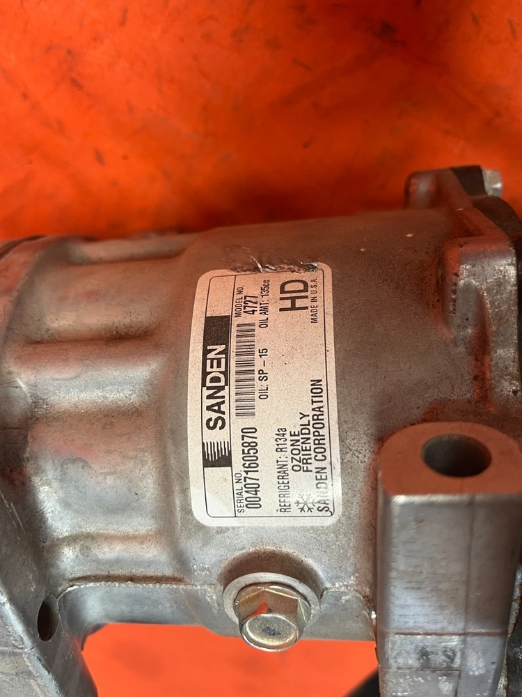 SANDEN CORP MODEL 4727 AIR CONDITIONING COMPRESSOR