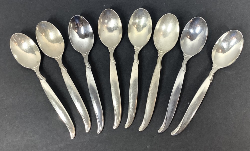 8 Teaspoons  1847 Rogers Bros Flair Silverplate Flatware Silverware