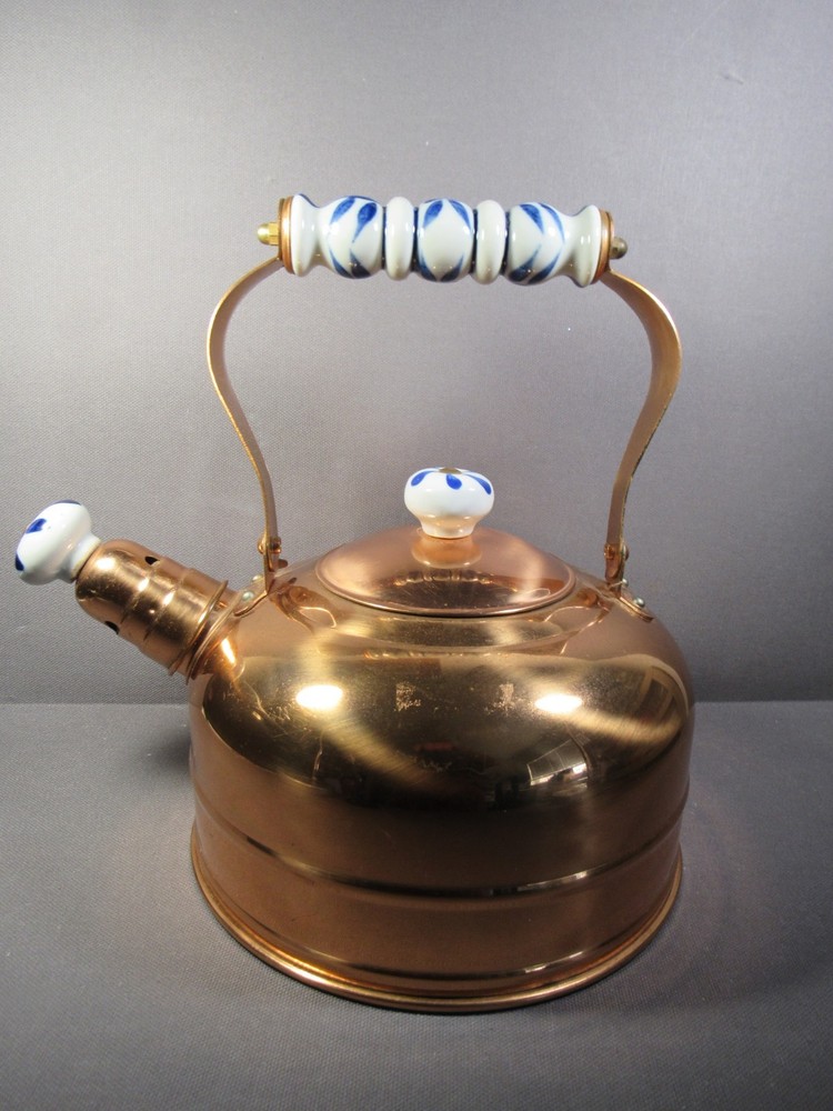 Copper Kettle Shiny Bright & Clean Blue-White Handle & Knobs Korean 8" x 8.5"