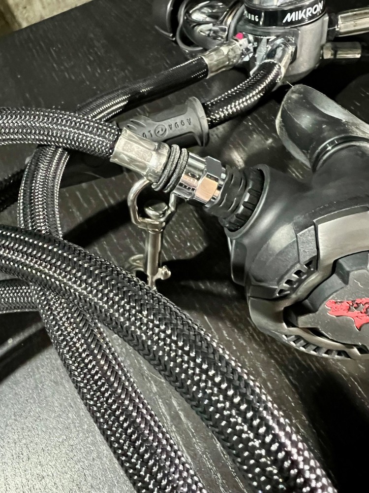 Aqual Lung Mikron w/ HOG Octo Regulators