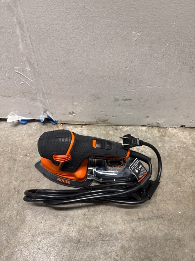 BLACK & DECKER BDEMS600 SANDER (P05023660)