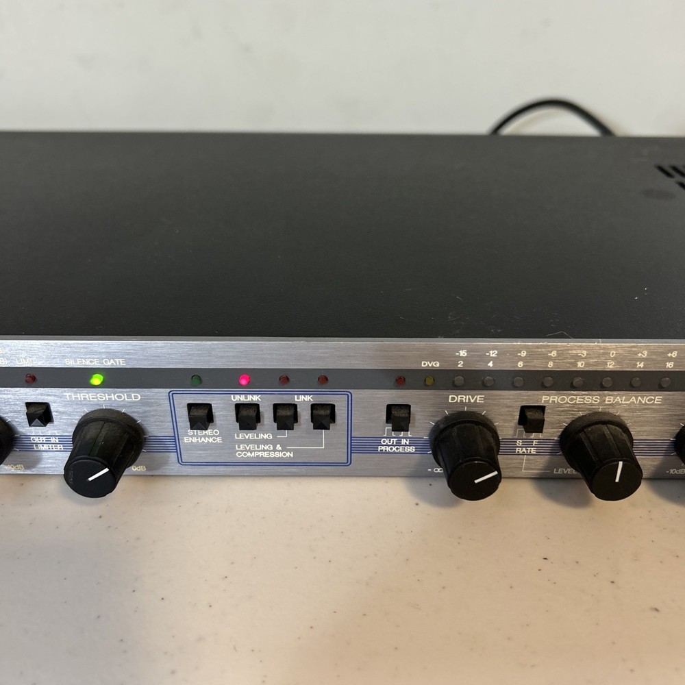 Aphex COMPELLOR Model 320 stereo audio level controller USED•TESTED