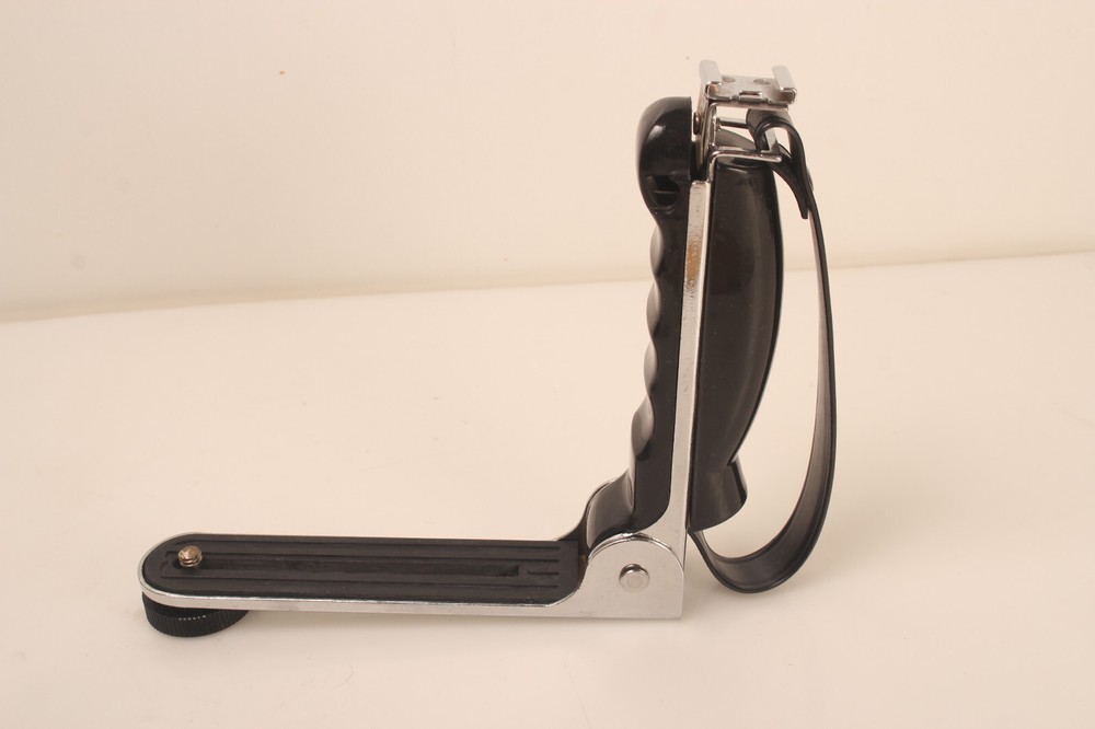 Foldable Off Camera Flash Bracket L Shaped w/ Hand Grip & Cold Shoe Compact