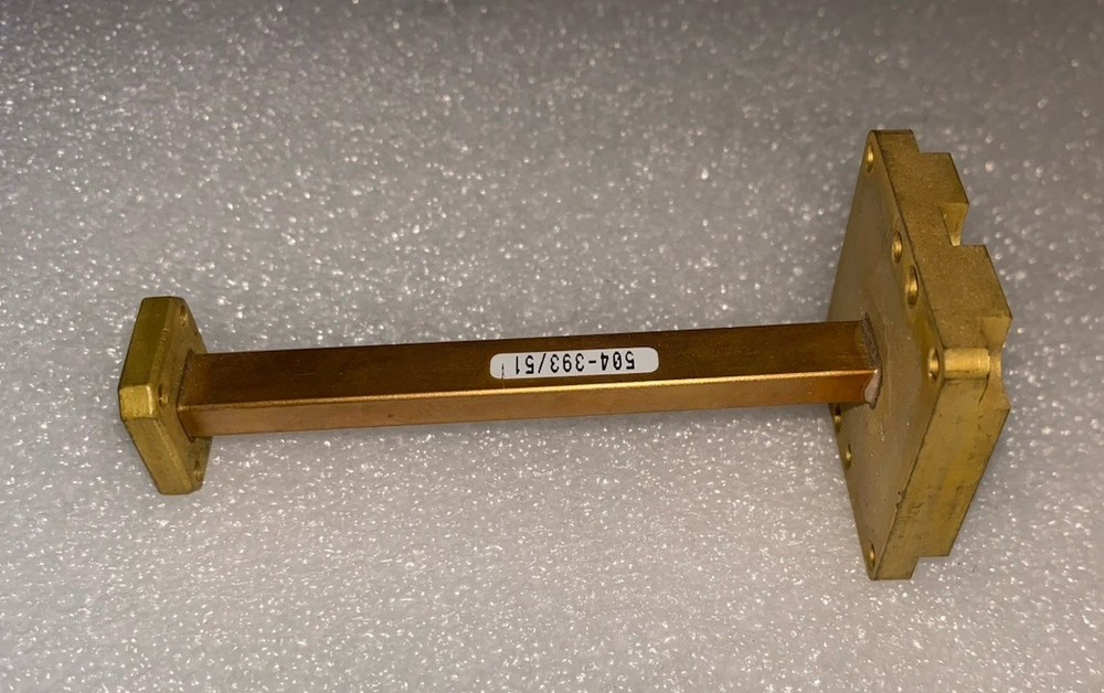 ADAPTER PANEL 26-40GHZ WR 28 -- length 9.5 cm