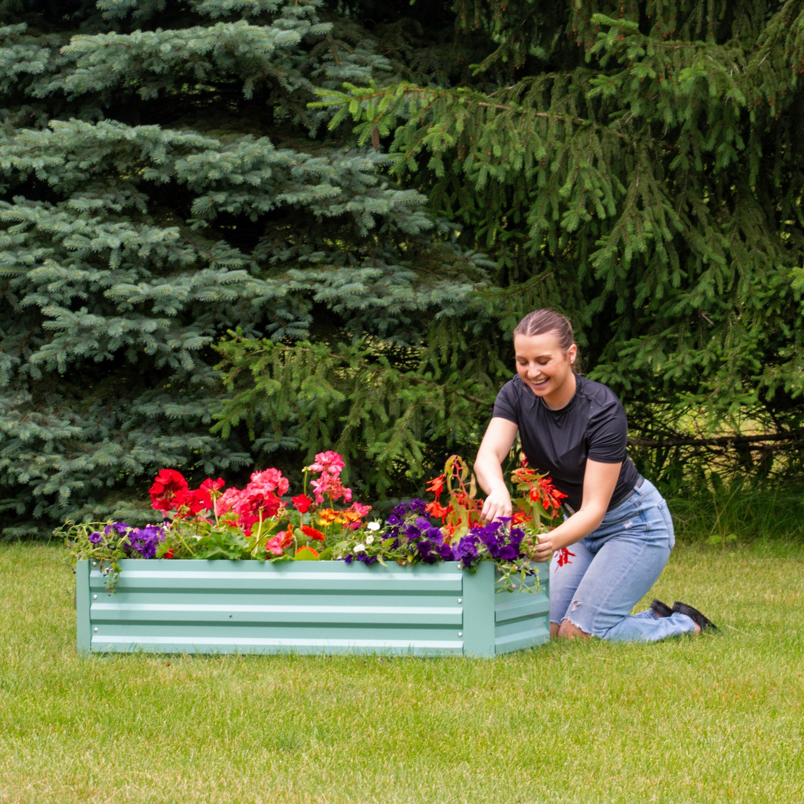 Rectangle Galvanized Steel Raised Bed - 4 x 2 x 1 ft - Green by Sunnydaze
