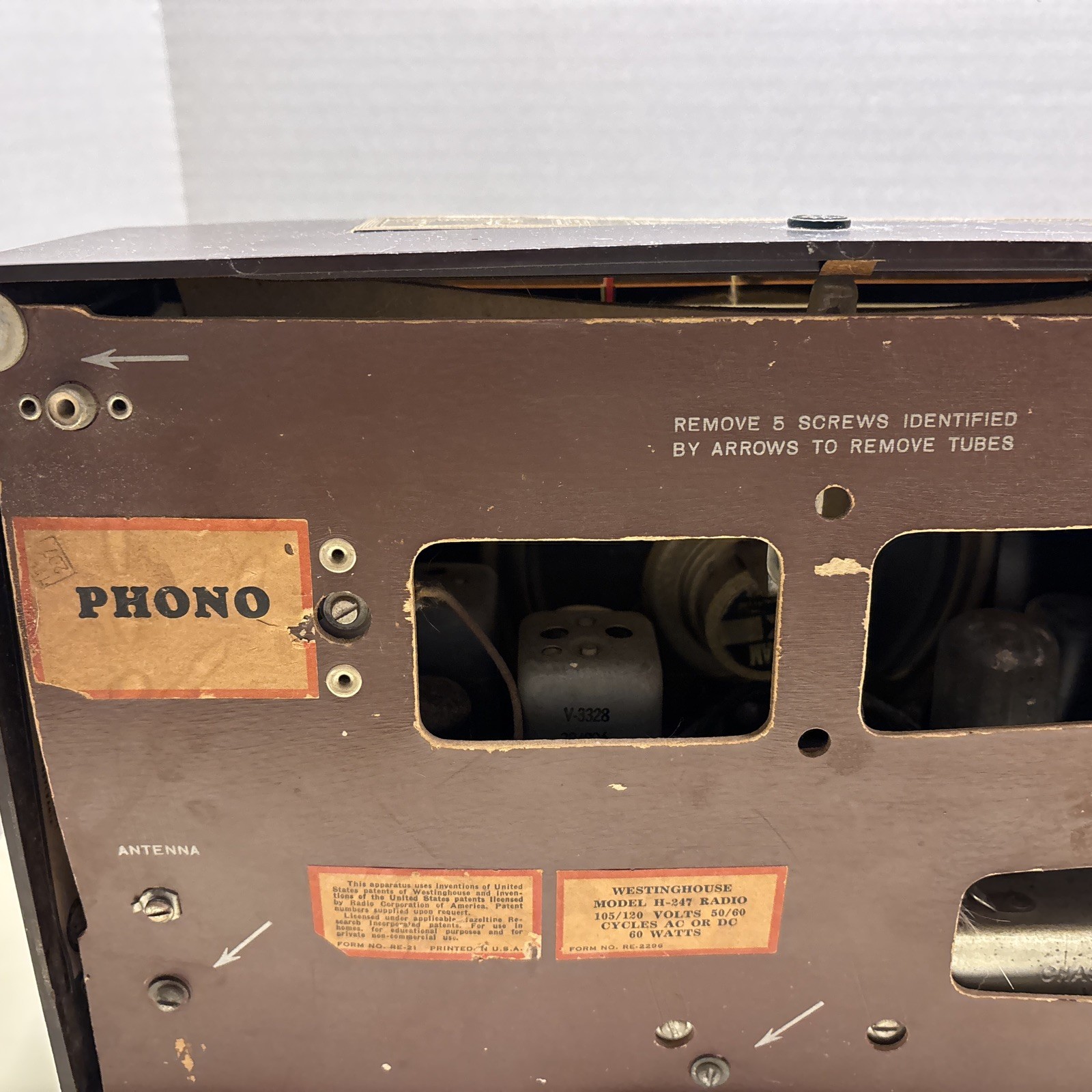 Westinghouse Classic Tube Type Radio M# H-247 Radio Parts/Repair.Read Details