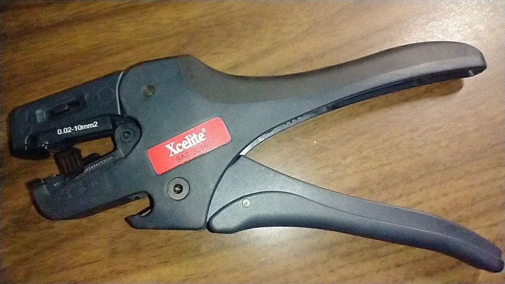 Xcelite SAS3210 - Wire Stripper - Self-Adjusting Combination